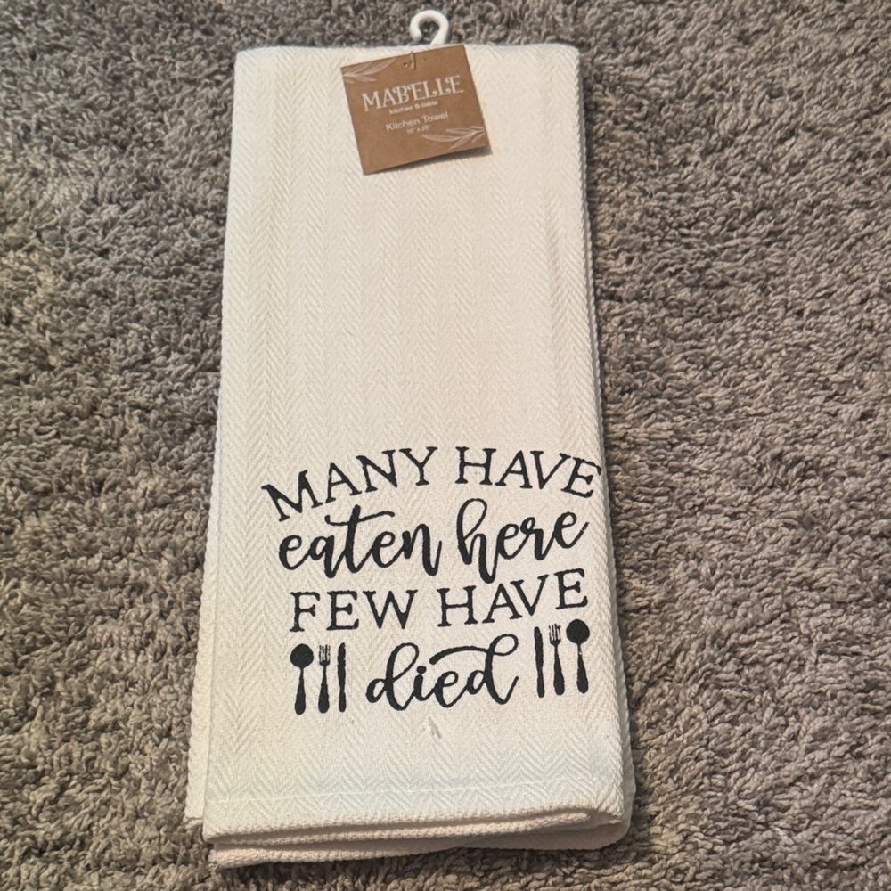 NWT Mabelle Kitchen Towel